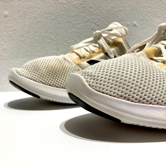 Women’s New Balance Fuel Core Coast V4 Running Shoes - Picture 4 of 11